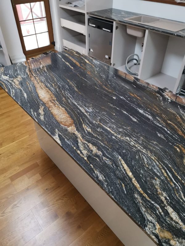 Black Amber 5 600x800 - Black amber granit