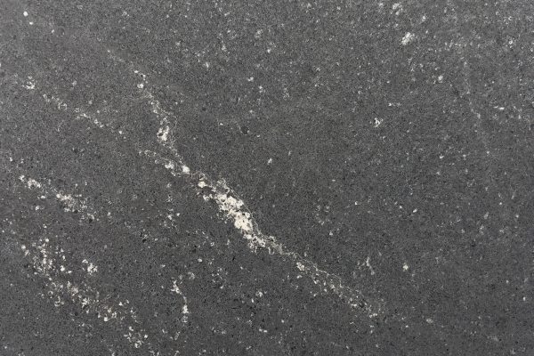 berry black periat 1 600x400 Granit