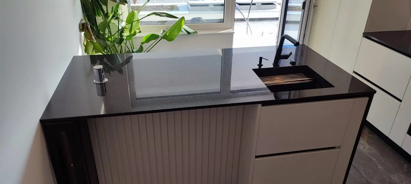 Galaxy Black Nr.72 Blat Bucatarie / Baie