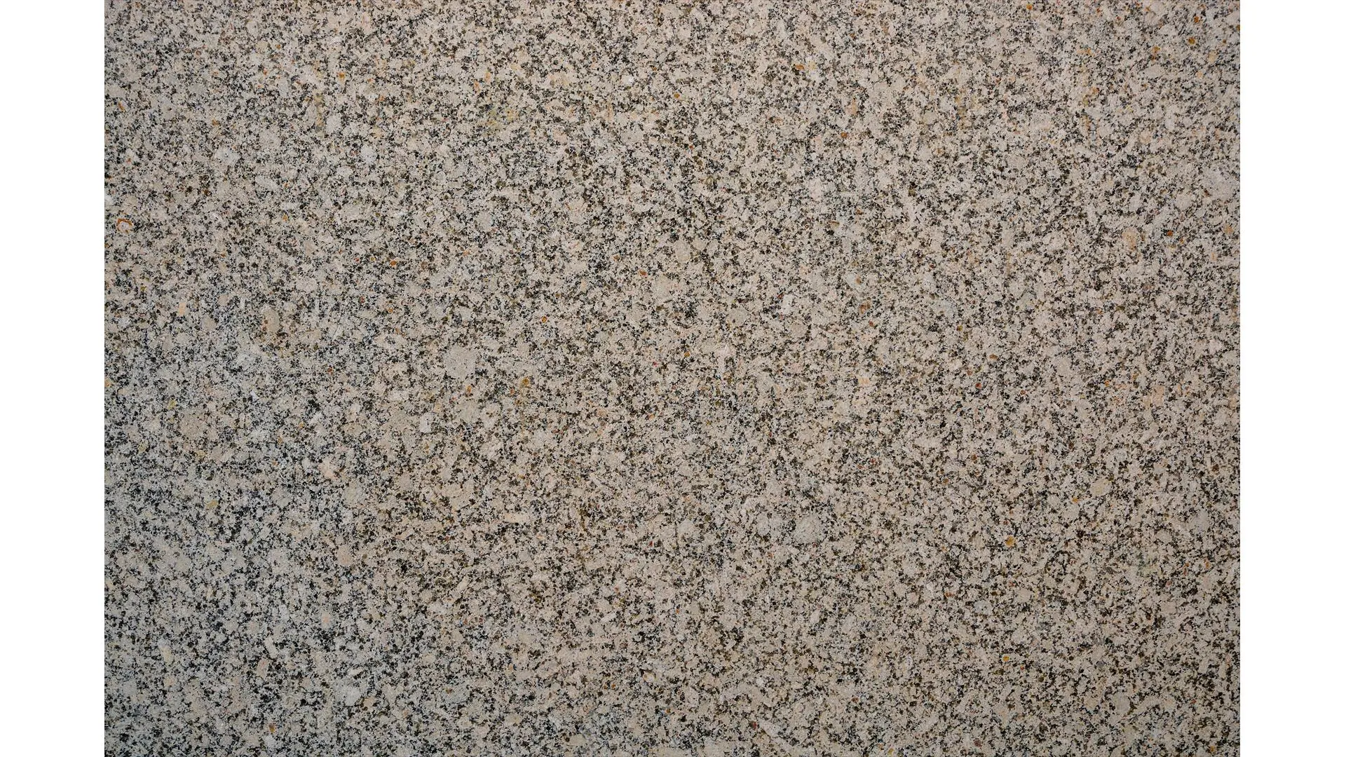 granit crystal yellow fiamat Placaje Piatra Naturala