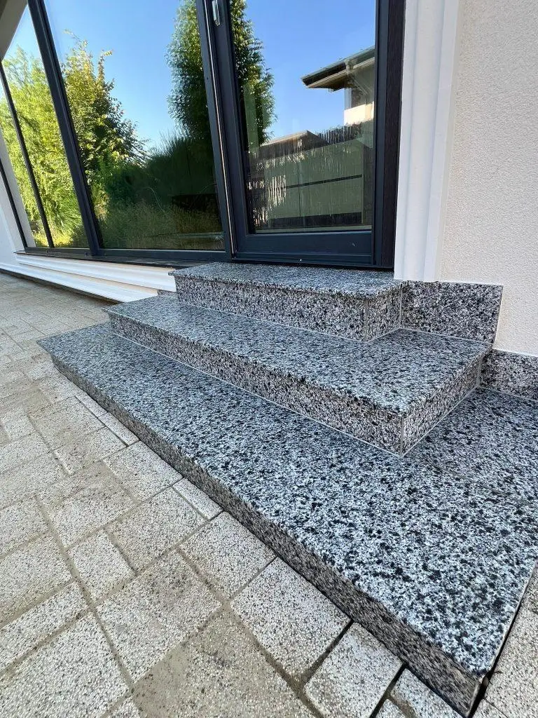 WhatsApp Image 2024 08 20 at 16.34.27 768x1024 - Contratreapta granit Padang crystal fiamat