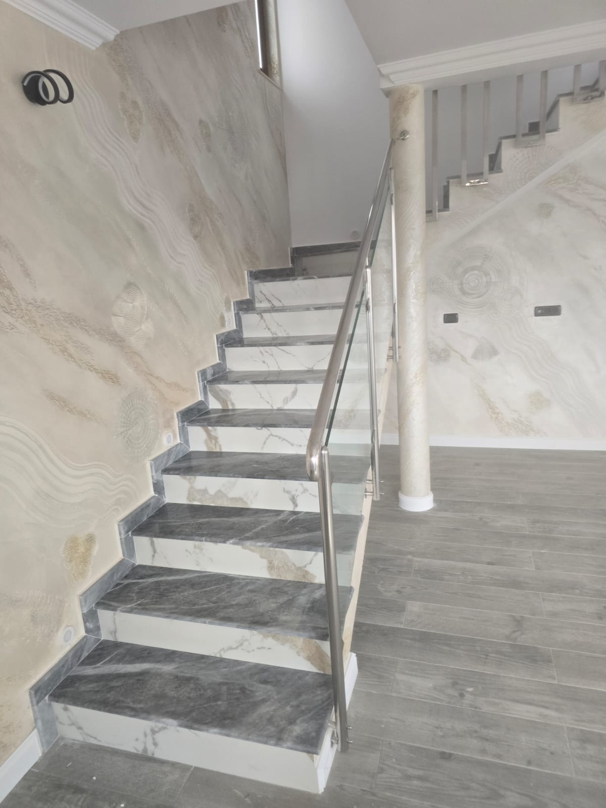trepte marmura silver grey Trepte