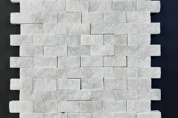 Mozaic Marmura Alba scapitat 23x48x12 cm scaled rotated 1