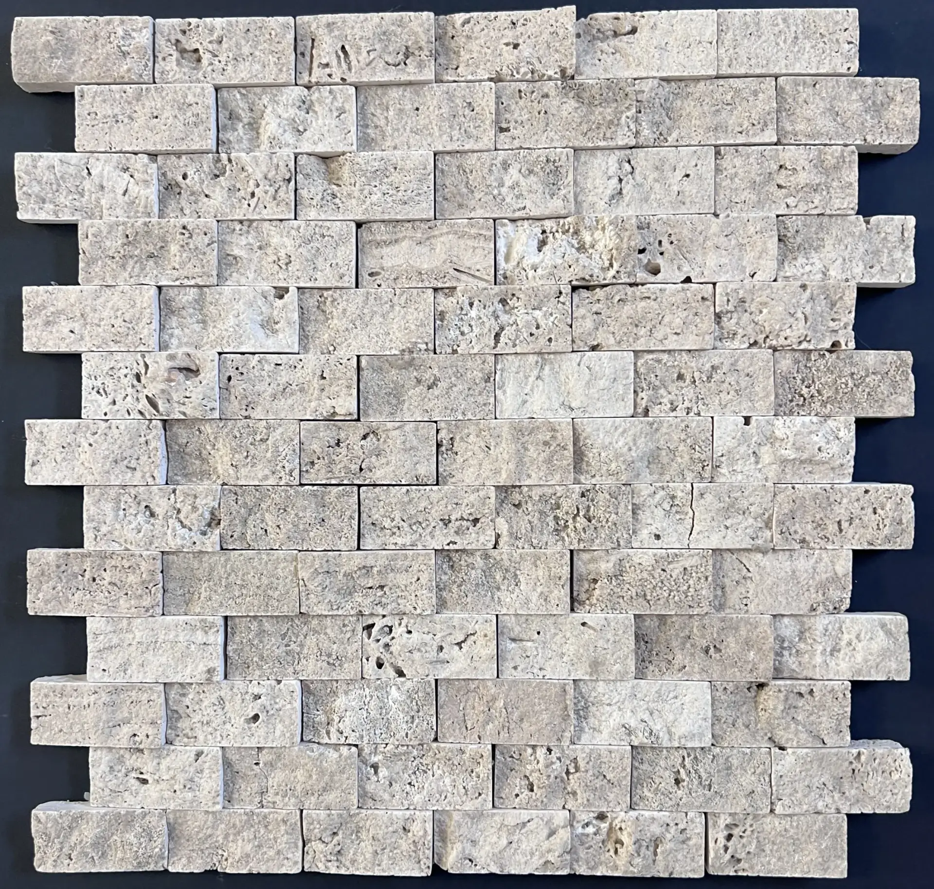 Mozaic Travertin Clasic scapitat 23&times;48&times;12 cm v2 scaled Piatra Naturala - Toate Produsele
