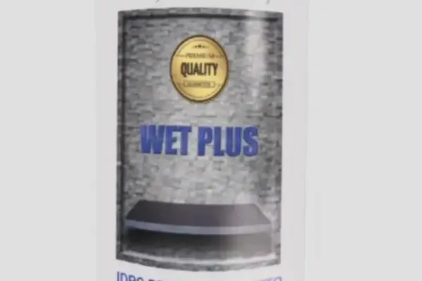 Impermeabilizant cu efect umed Wet Plus 1 l 600x400 - Impermeabilizant cu efect umed Wet Plus 1 l solutii-piatra